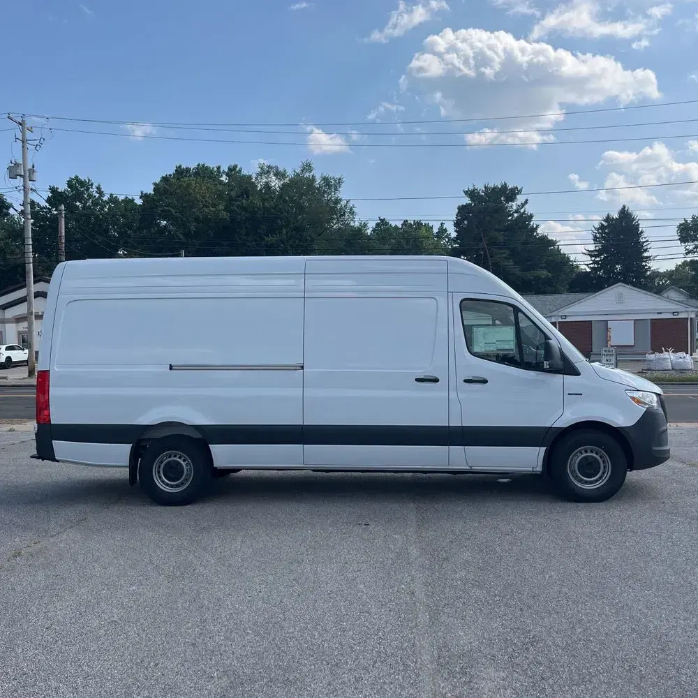 2024 Mercedes-Benz eSprinter 2500