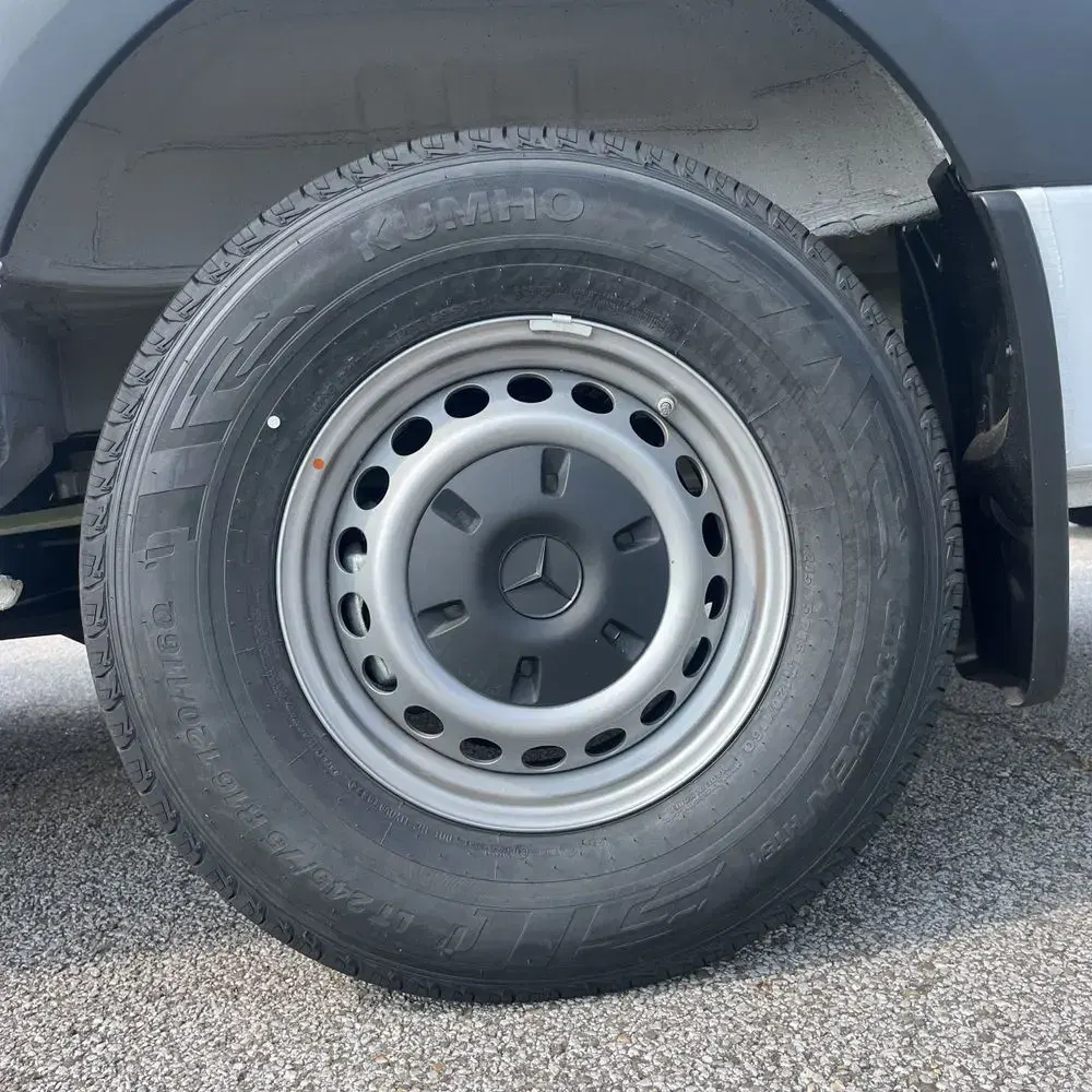 2024 Mercedes-Benz eSprinter 2500