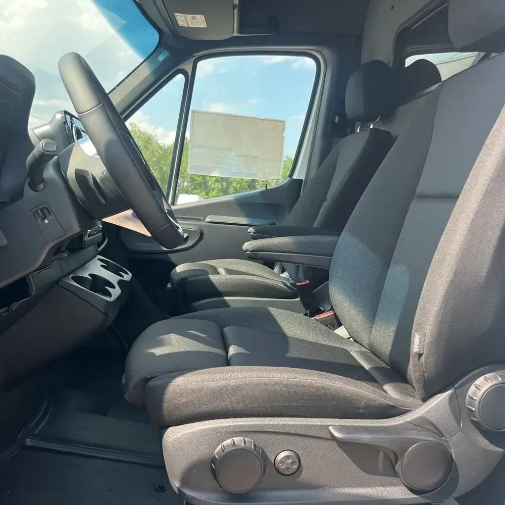 2024 Mercedes-Benz eSprinter 2500