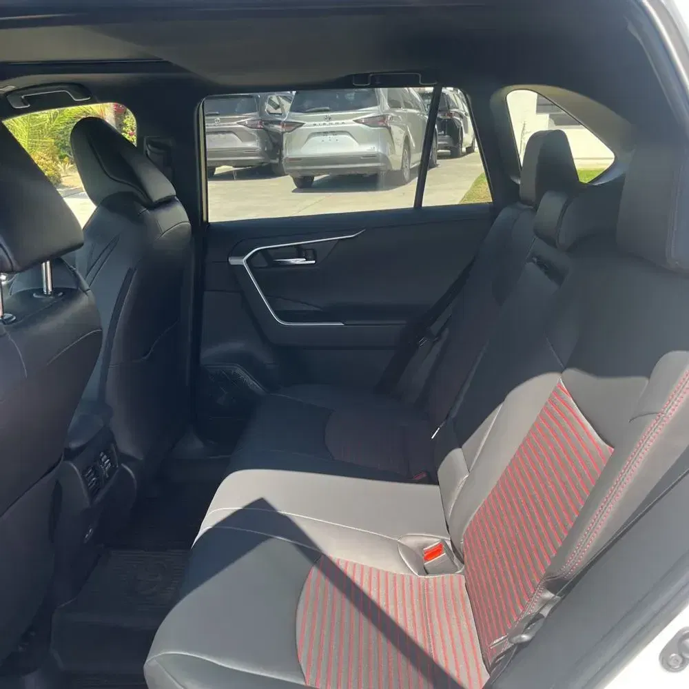 2025 Toyota RAV4 Plug-in Hybrid XSE