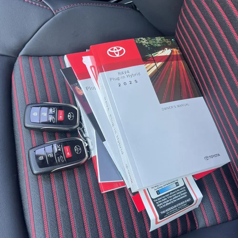 2025 Toyota RAV4 Plug-in Hybrid XSE