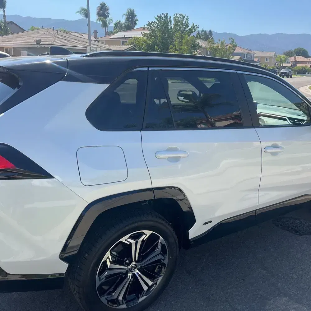 2025 Toyota RAV4 Plug-in Hybrid XSE