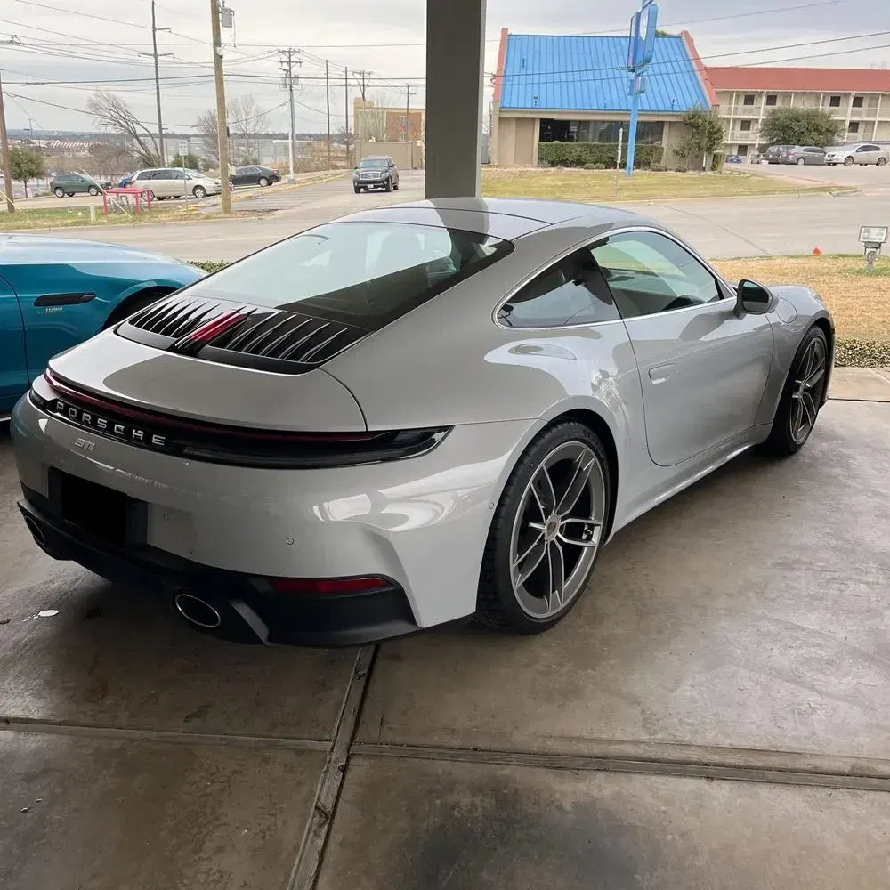 2025 Porsche 911 Carrera
