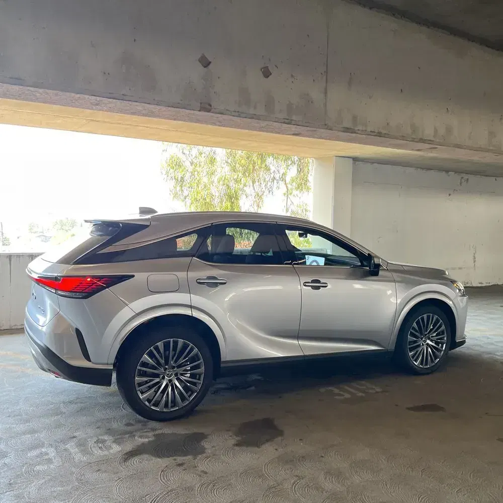 2024 Lexus RX 450h+ Luxury