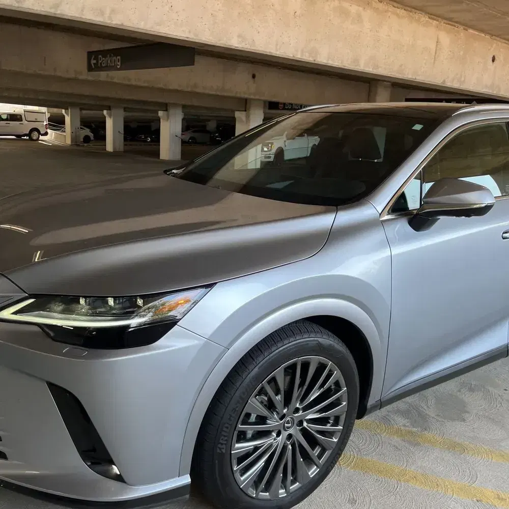 2024 Lexus RX 450h+ Luxury