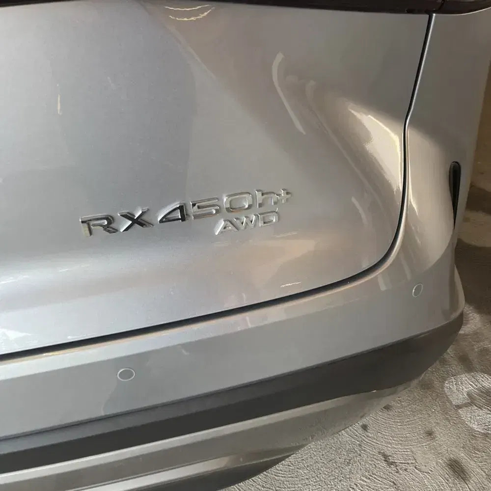 2024 Lexus RX 450h+ Luxury
