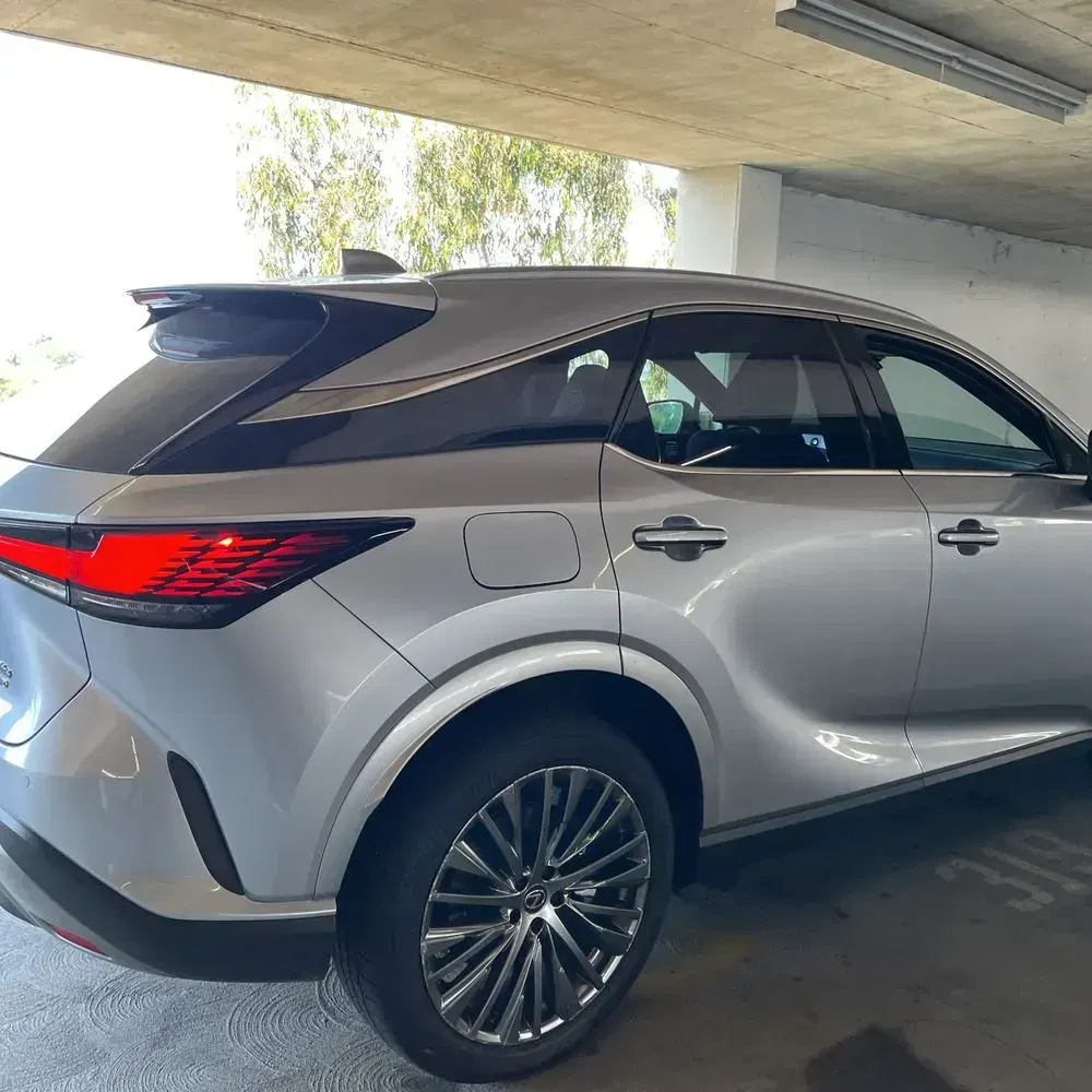 2024 Lexus RX 450h+ Luxury
