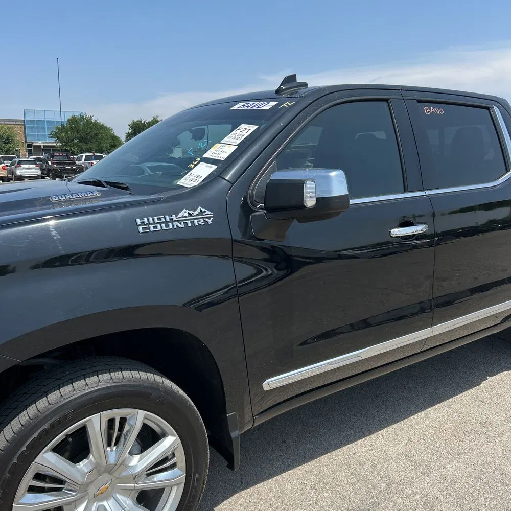 2023 Chevrolet Silverado 1500 High Country