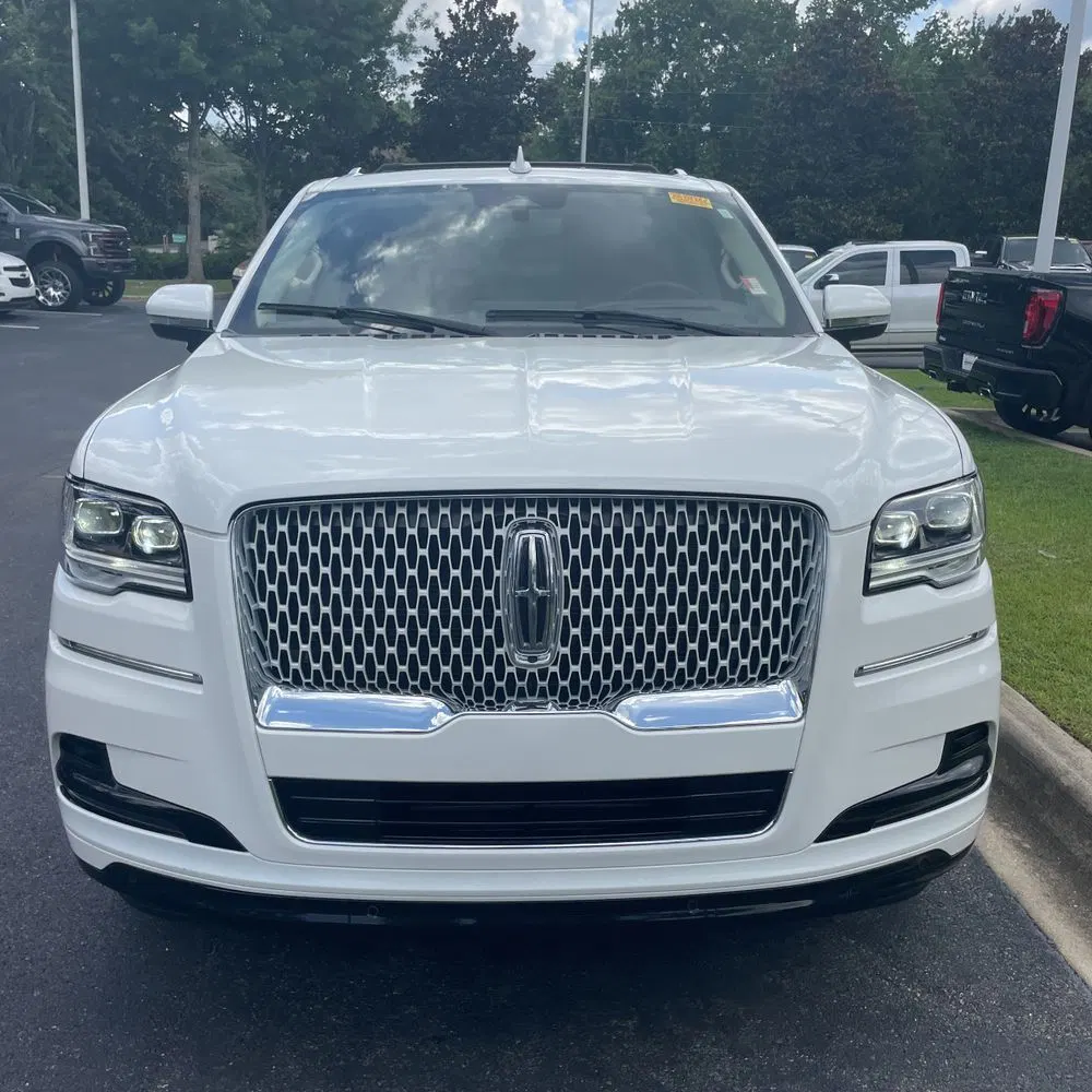 2023 Lincoln Navigator L Reserve