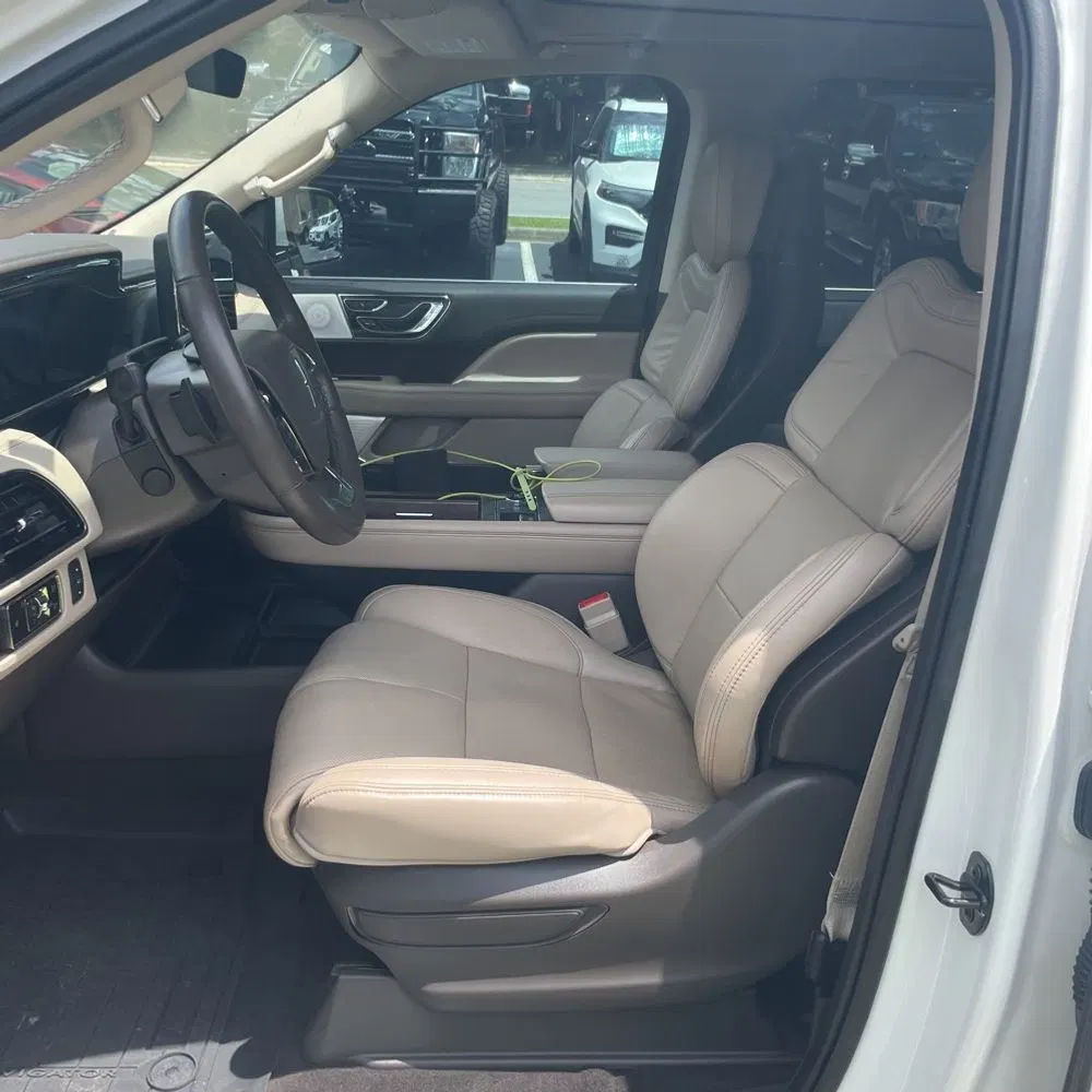 2023 Lincoln Navigator L Reserve