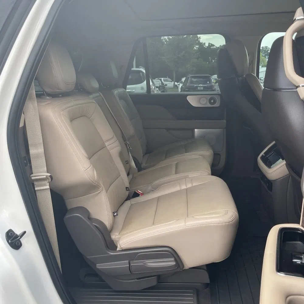 2023 Lincoln Navigator L Reserve