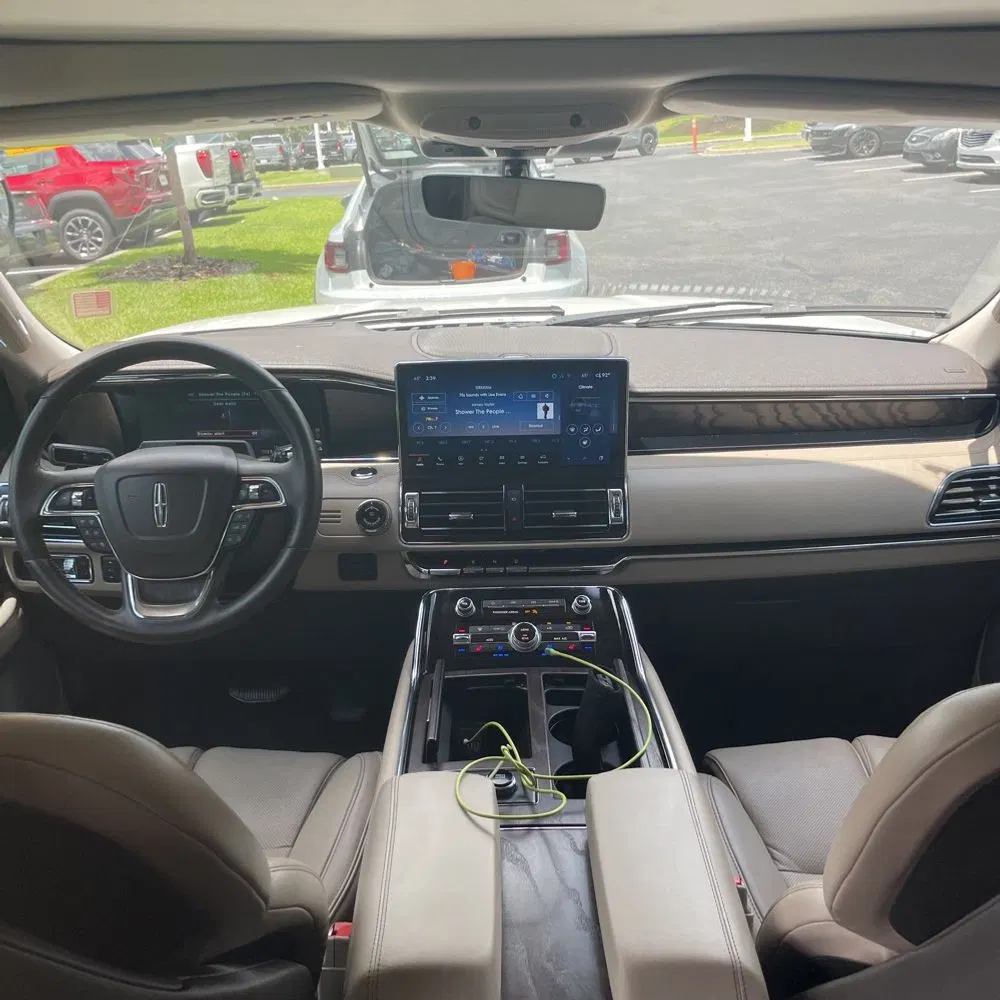 2023 Lincoln Navigator L Reserve