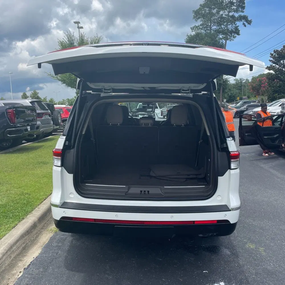 2023 Lincoln Navigator L Reserve