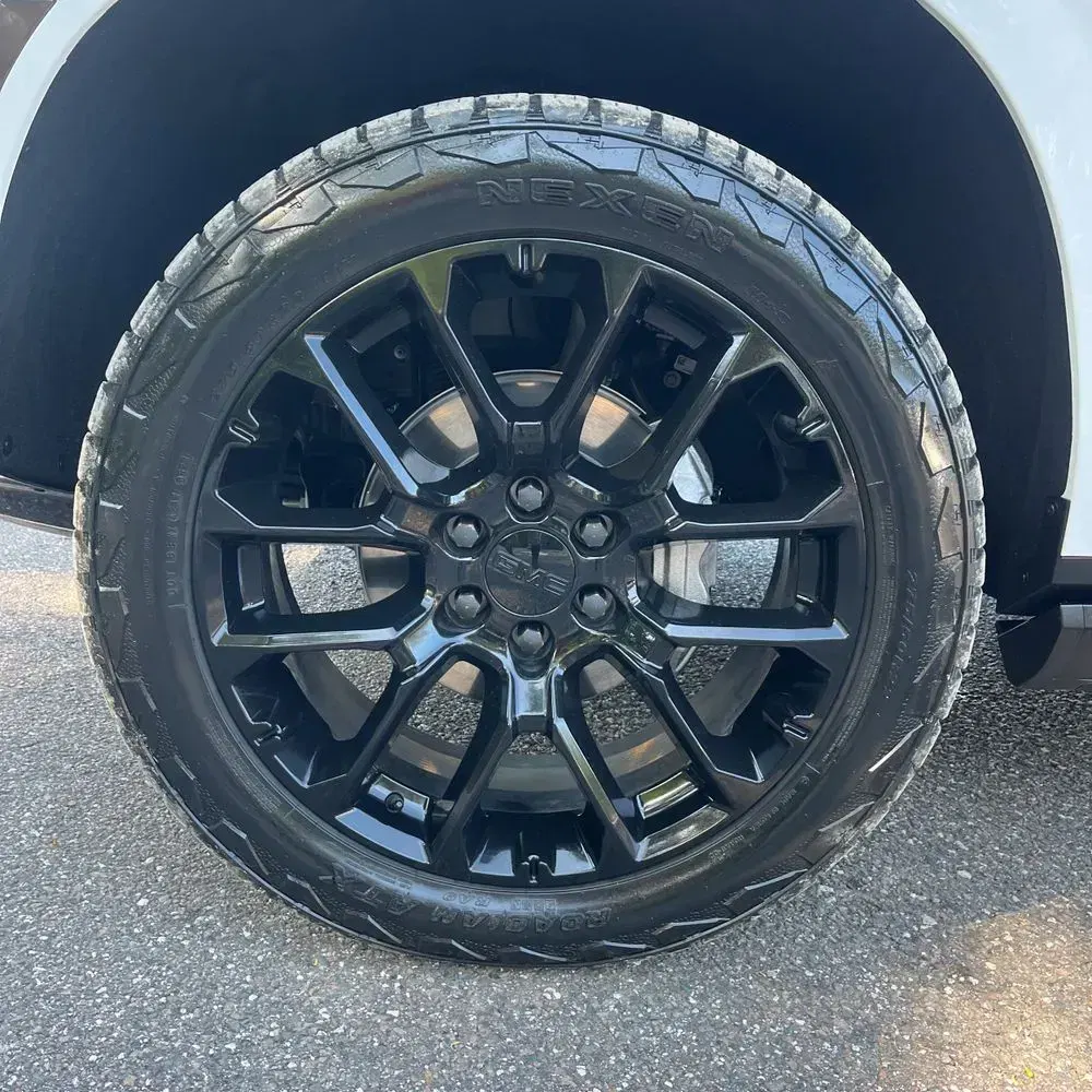 2025 GMC Yukon AT4 Ultimate