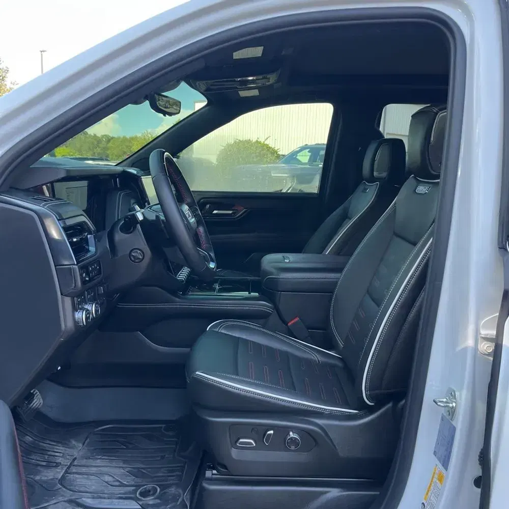 2025 GMC Yukon AT4 Ultimate