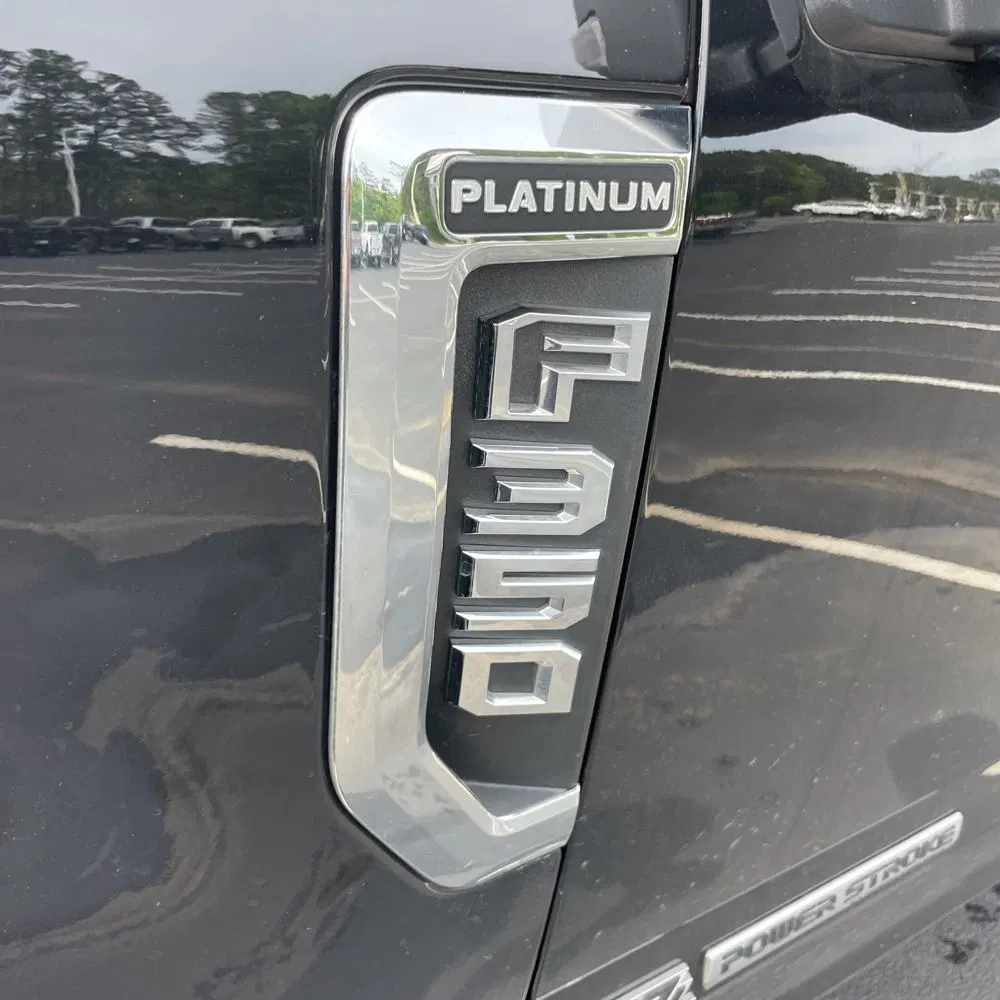 2022 Ford F-350 Super Duty Platinum
