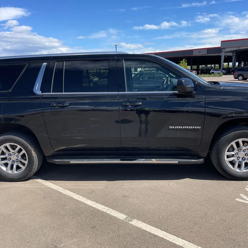 2024 Chevrolet Suburban LS