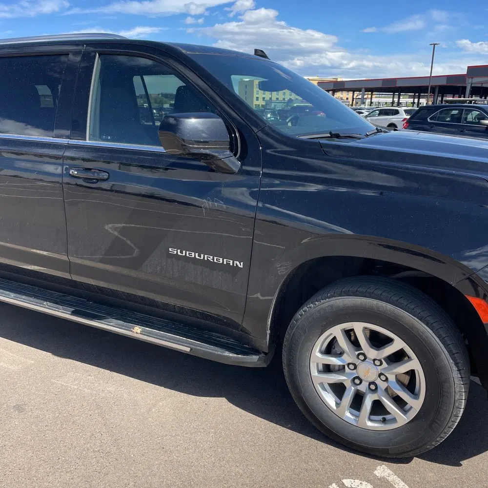 2024 Chevrolet Suburban LS