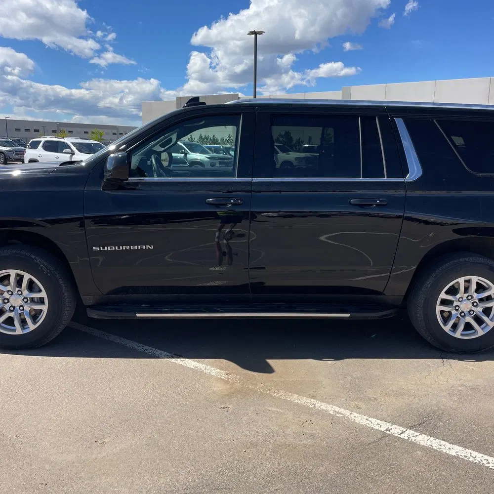 2024 Chevrolet Suburban LS