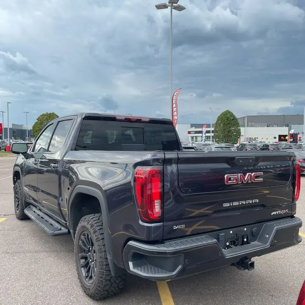 2022 GMC Sierra 1500 AT4X