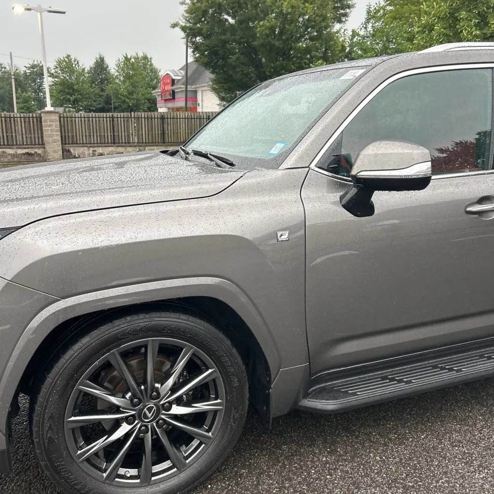 2023 Lexus LX 600 F SPORT Handling
