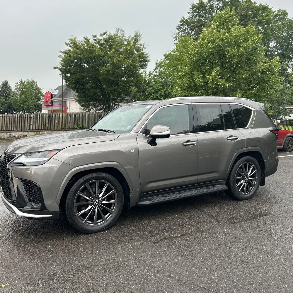 2023 Lexus LX 600 F SPORT Handling