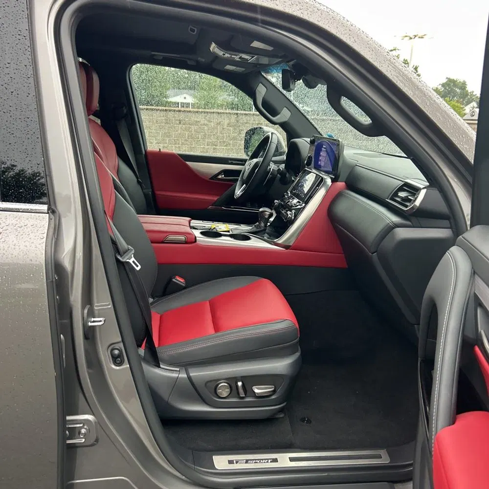 2023 Lexus LX 600 F SPORT Handling