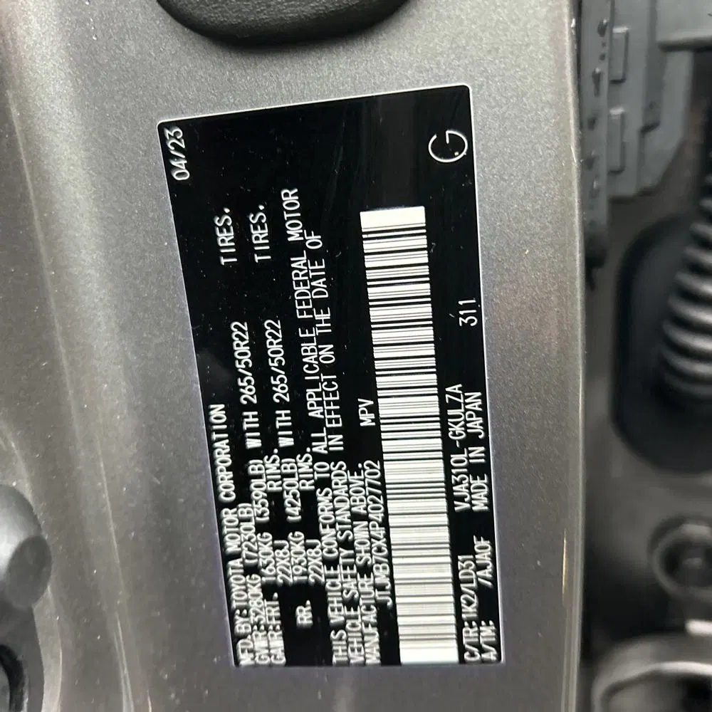 2023 Lexus LX 600 F SPORT Handling