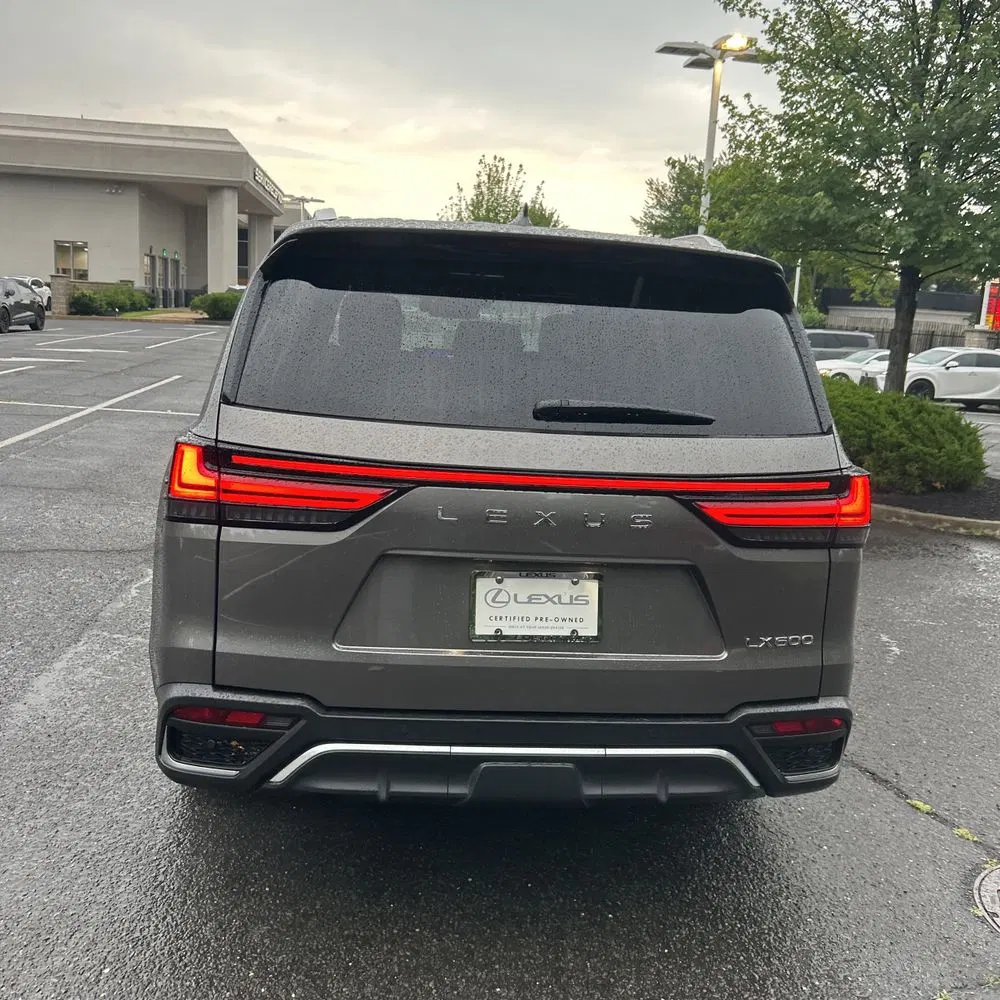 2023 Lexus LX 600 F SPORT Handling