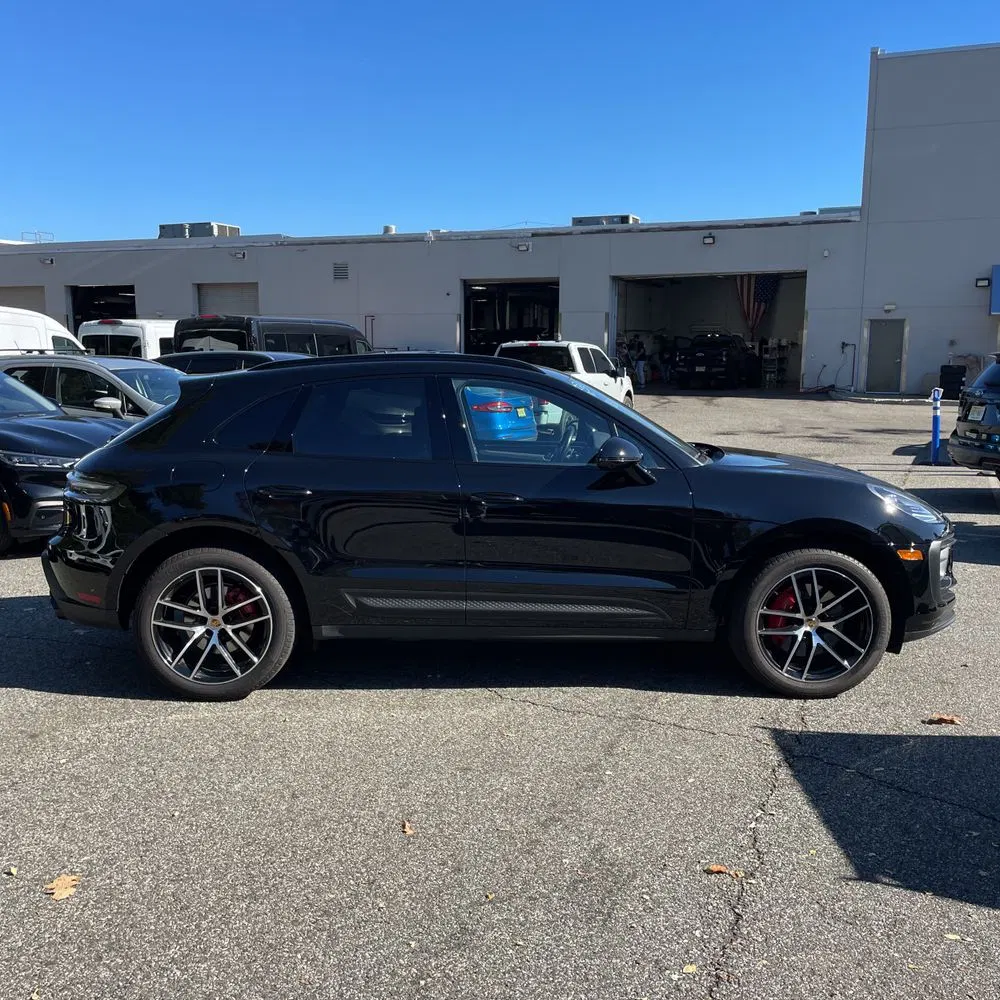 2023 Porsche Macan S