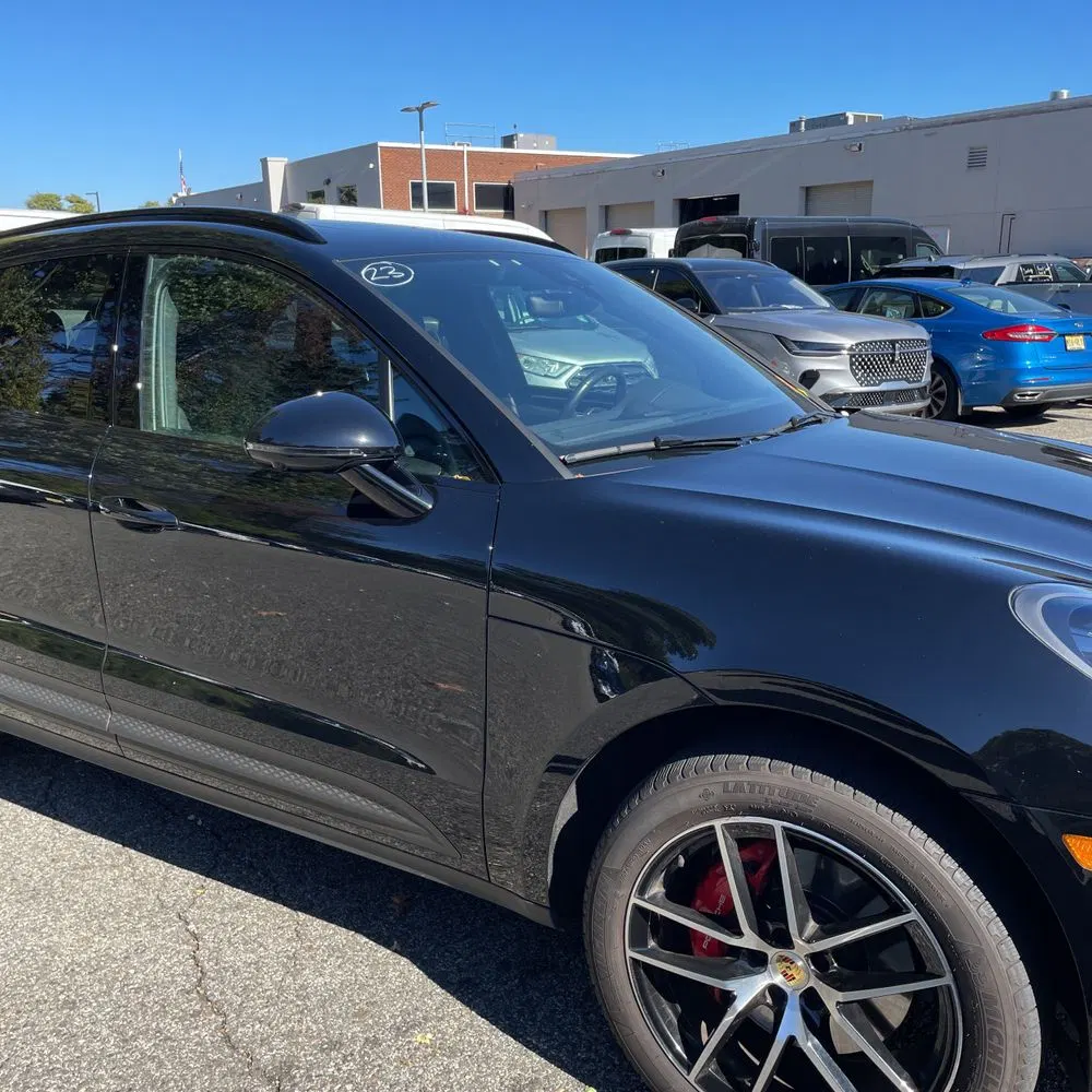 2023 Porsche Macan S