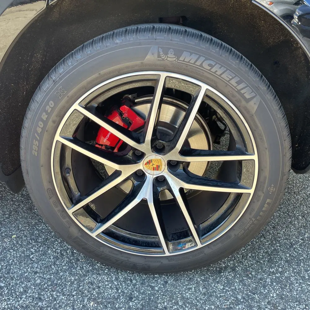 2023 Porsche Macan S