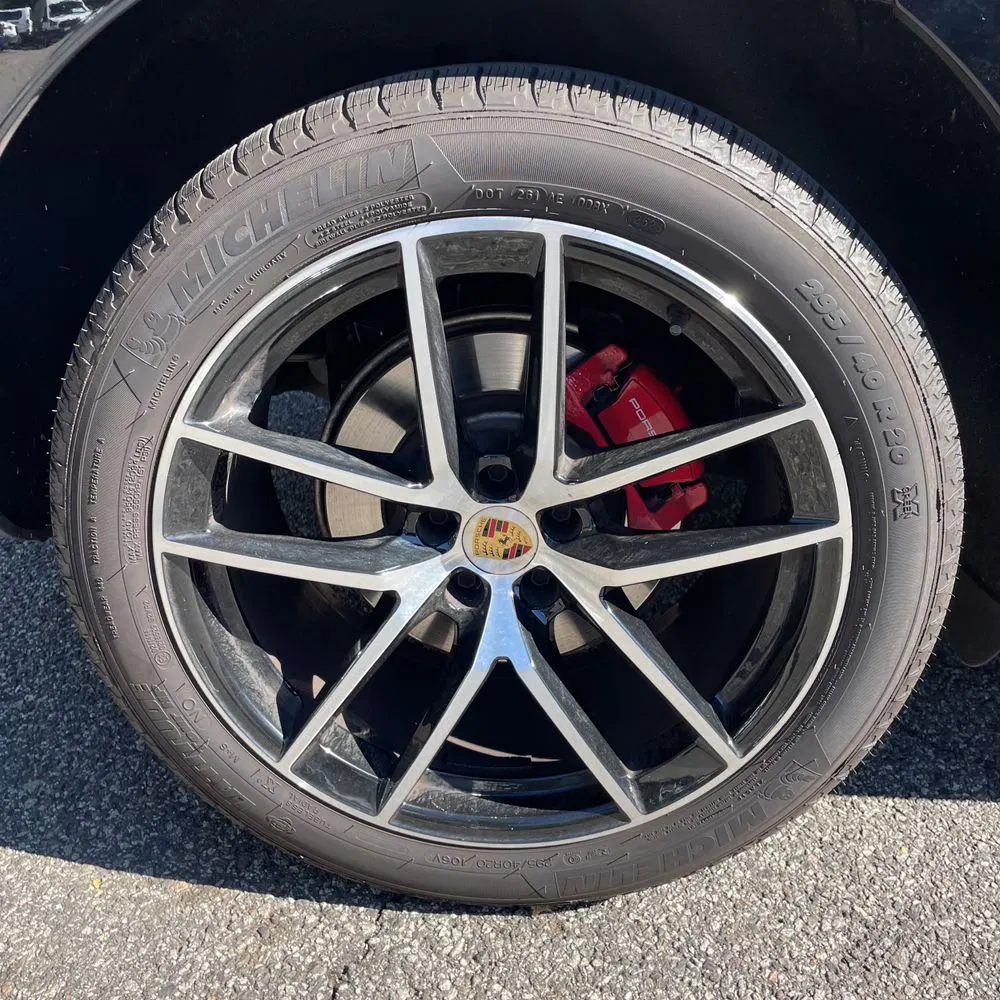 2023 Porsche Macan S