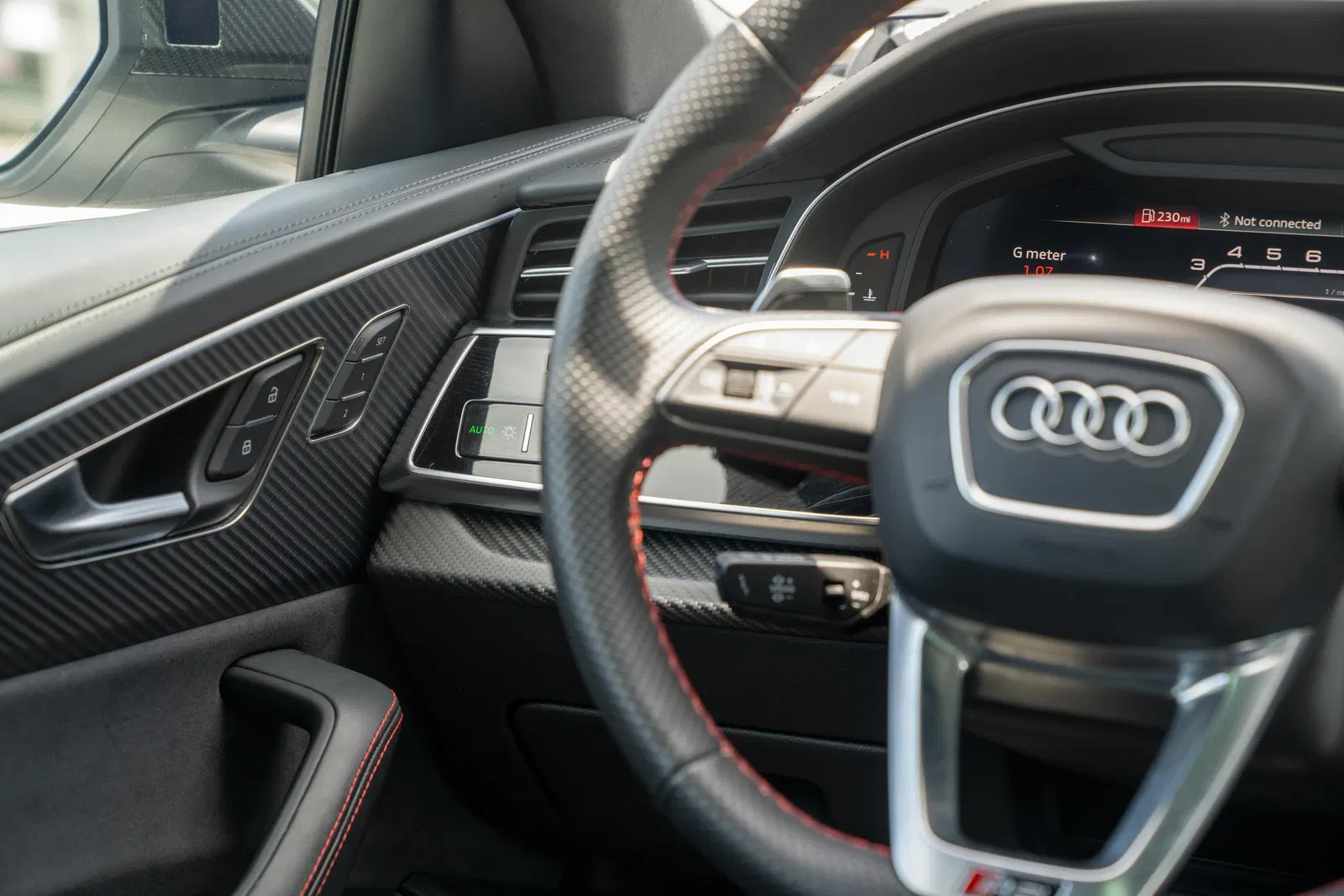 2023 Audi RS Q8 - 591-hp Twin-Turbo V8, Highly Equipped, AWD, Some Modifications