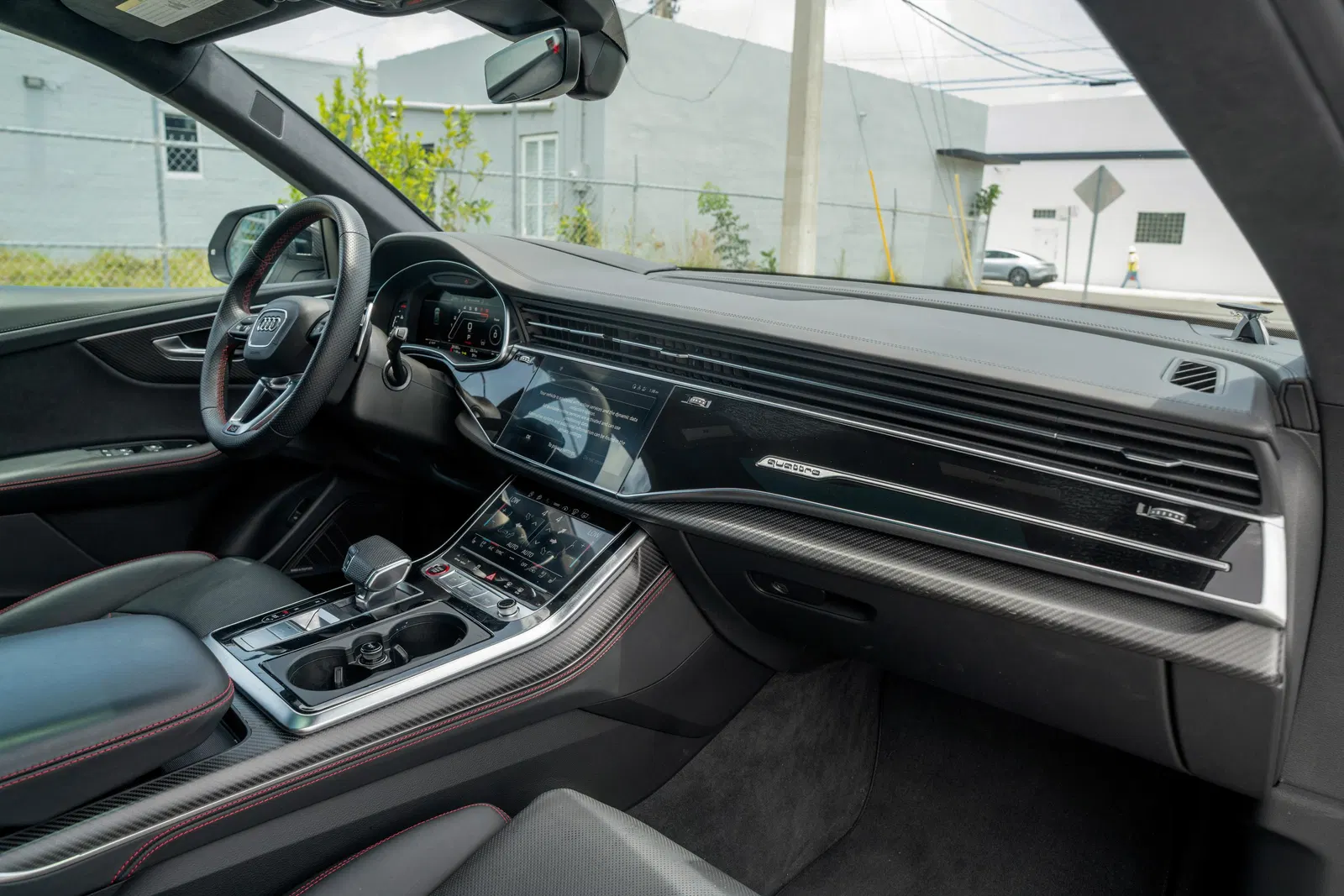 2023 Audi RS Q8 - 591-hp Twin-Turbo V8, Highly Equipped, AWD, Some Modifications