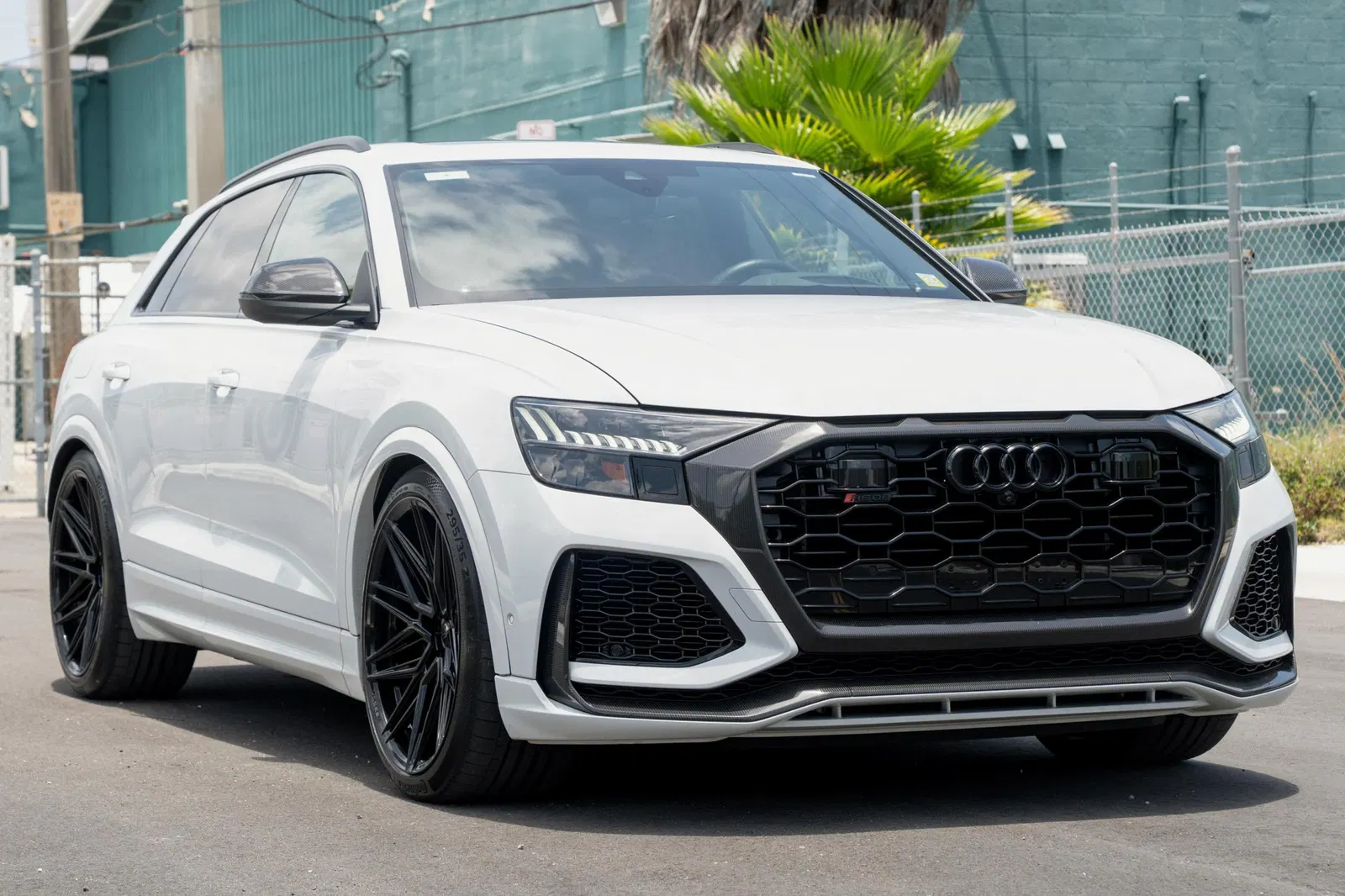 2023 Audi RS Q8 - 591-hp Twin-Turbo V8, Highly Equipped, AWD, Some Modifications