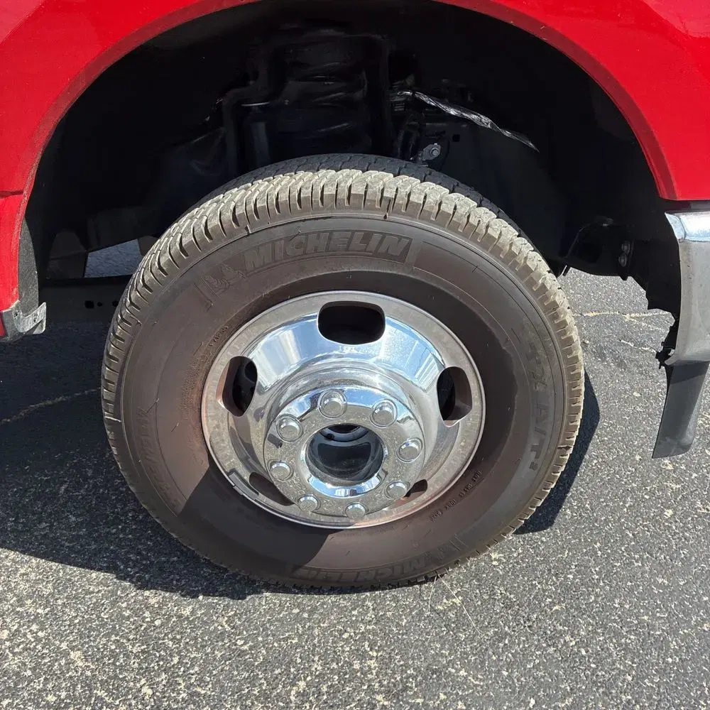 2025 Ford F-350 Super Duty Lariat