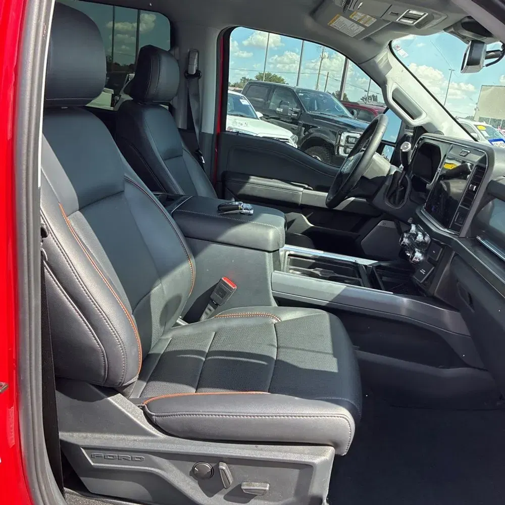 2025 Ford F-350 Super Duty Lariat