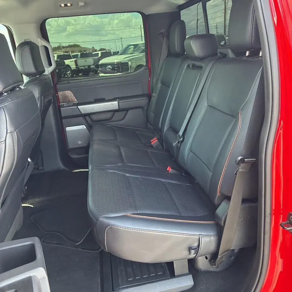 2025 Ford F-350 Super Duty Lariat