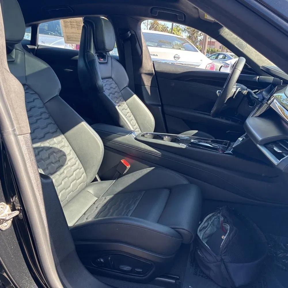 2024 Audi RS e-tron GT Base