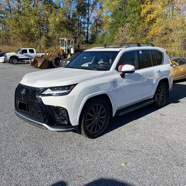 2024 Lexus LX 600 F SPORT Handling