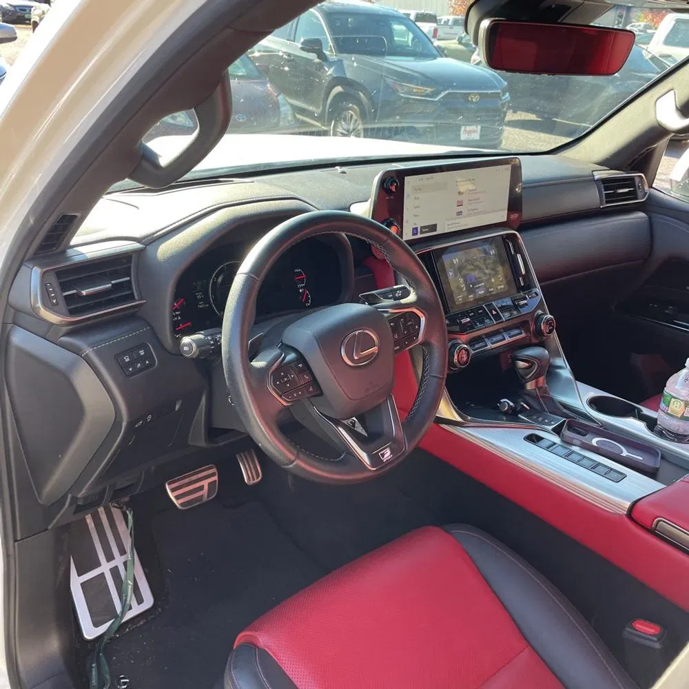 2024 Lexus LX 600 F SPORT Handling