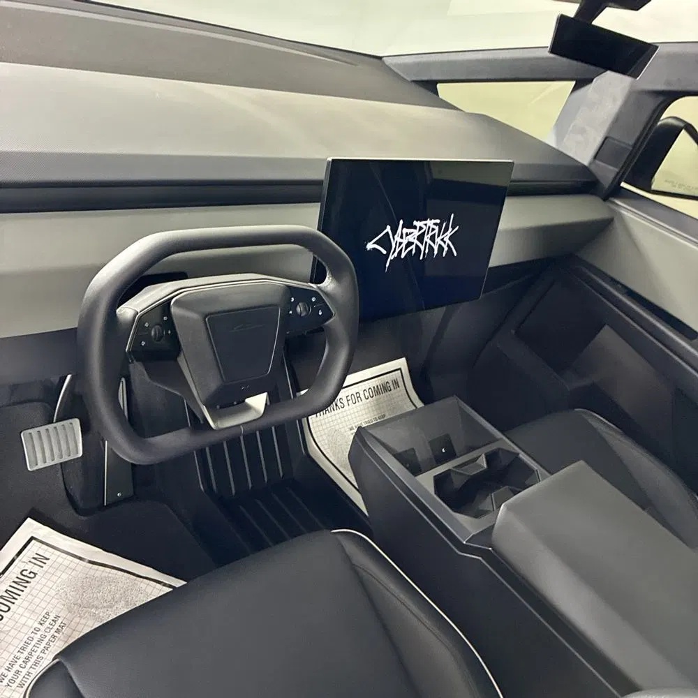 2025 Tesla Cybertruck Base