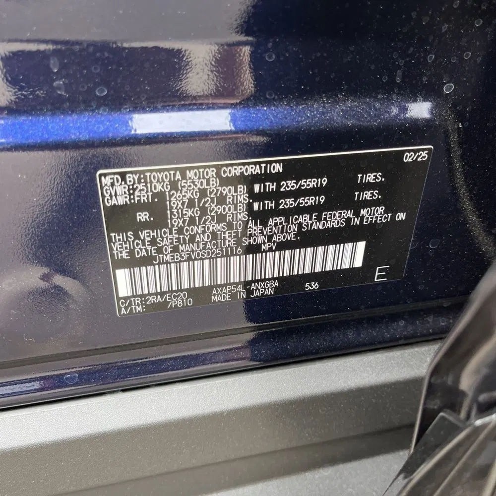 2025 Toyota RAV4 Plug-in Hybrid XSE