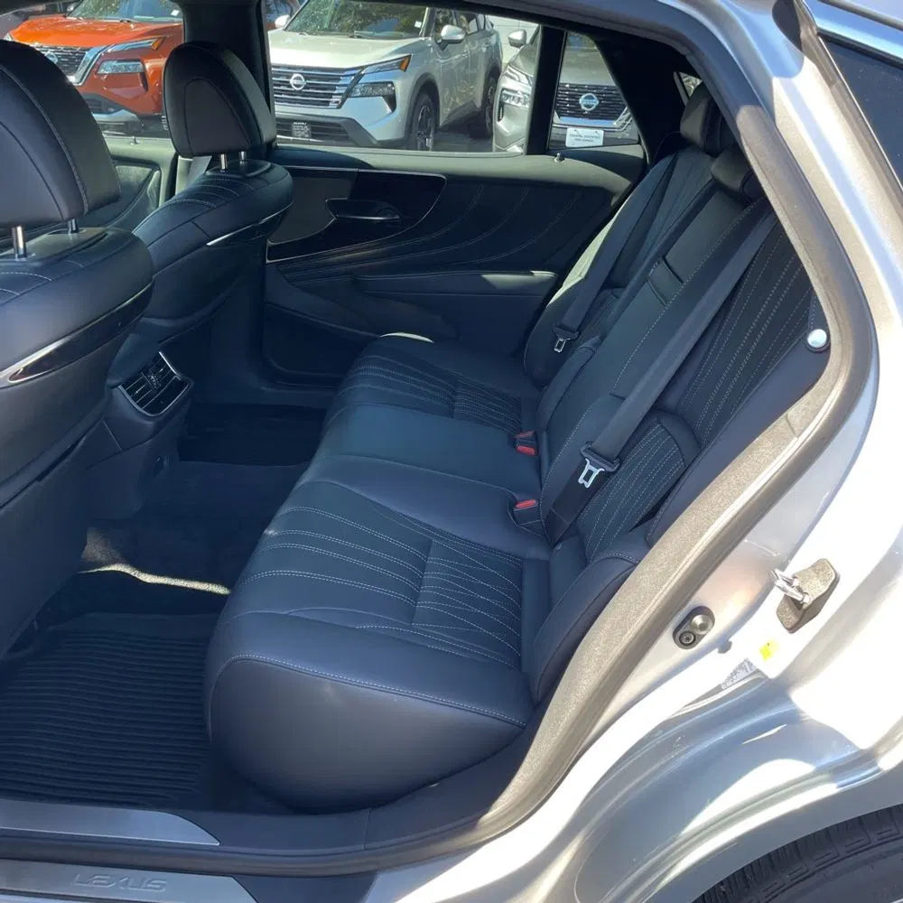 2024 Lexus LS 500 Base
