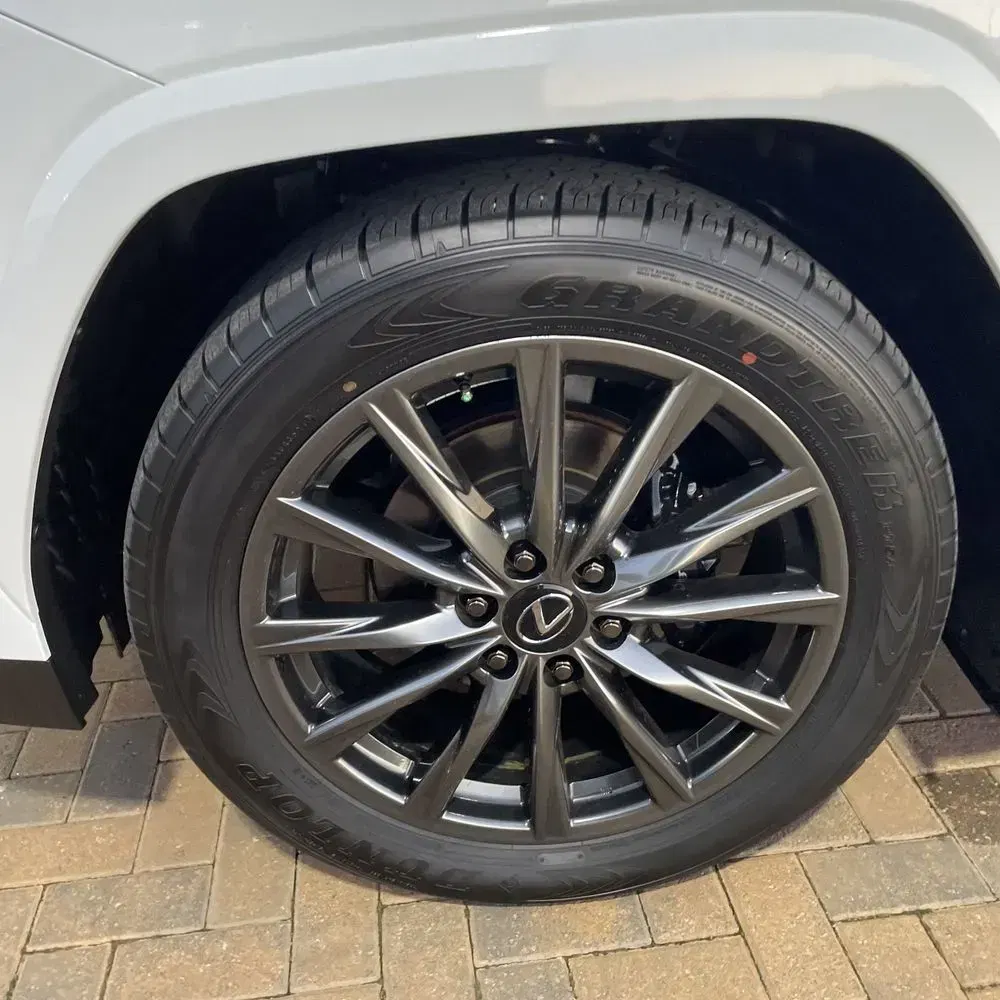 2024 Lexus LX 600 F SPORT Handling