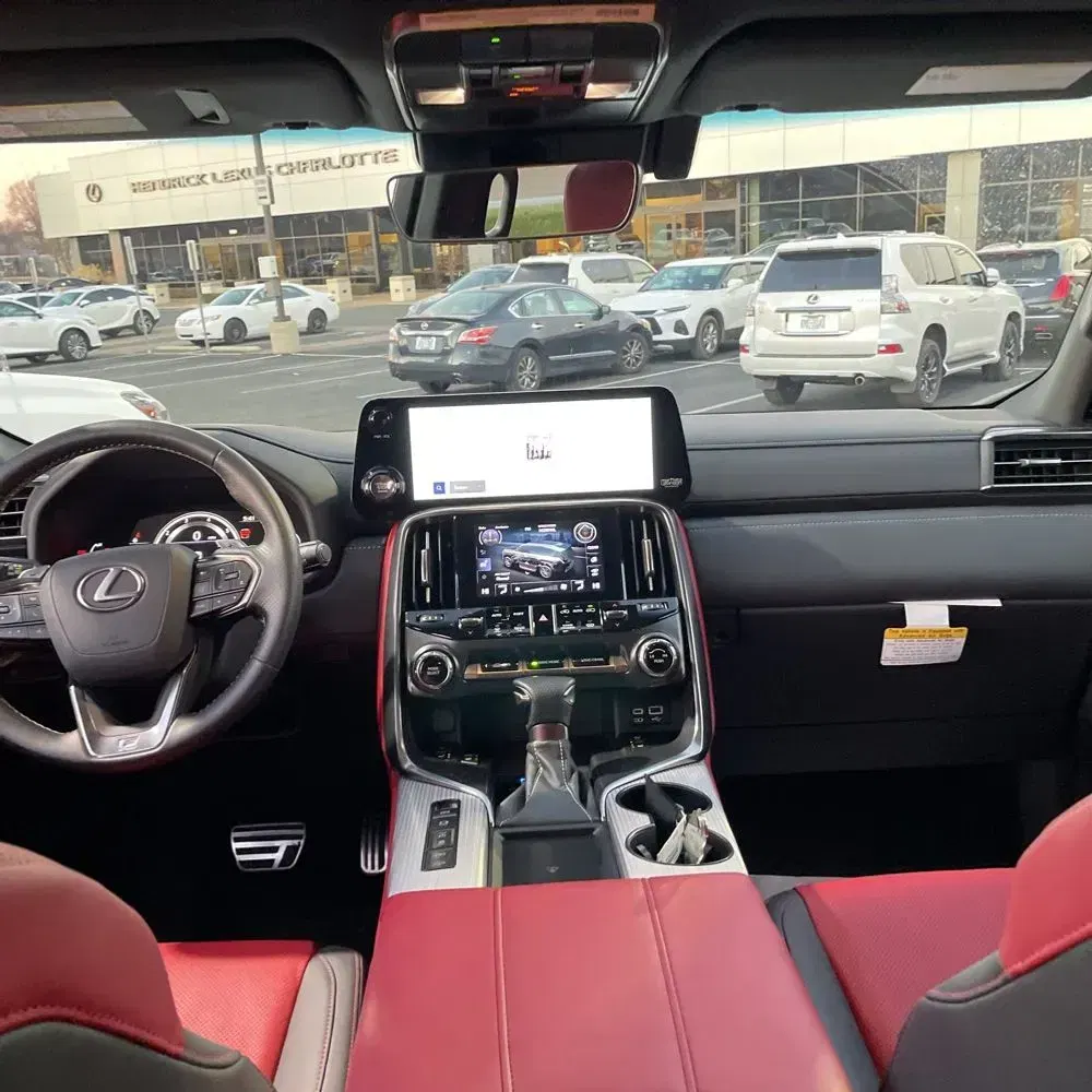 2024 Lexus LX 600 F SPORT Handling
