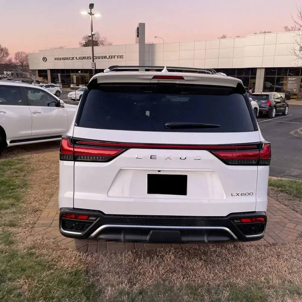 2024 Lexus LX 600 F SPORT Handling