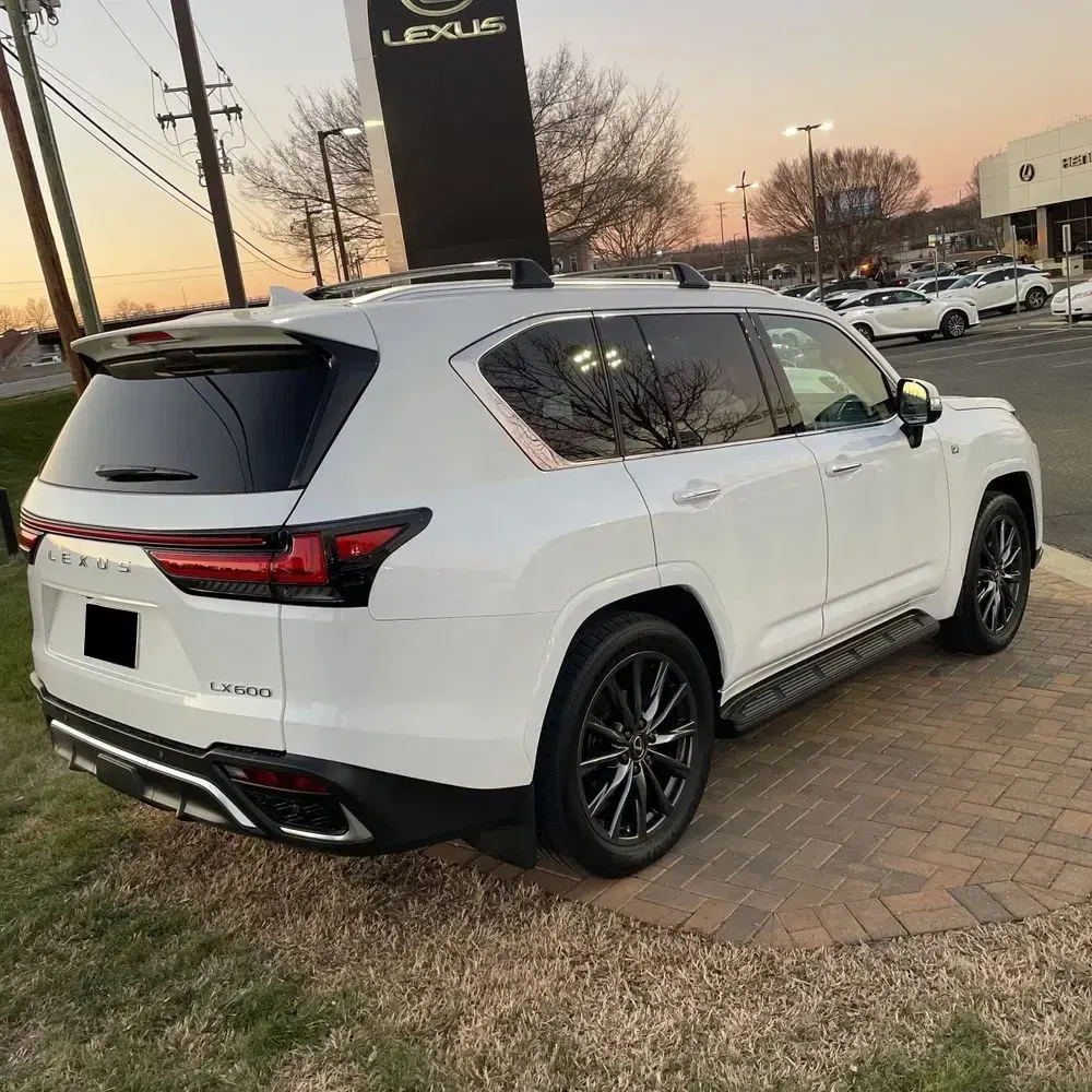 2024 Lexus LX 600 F SPORT Handling
