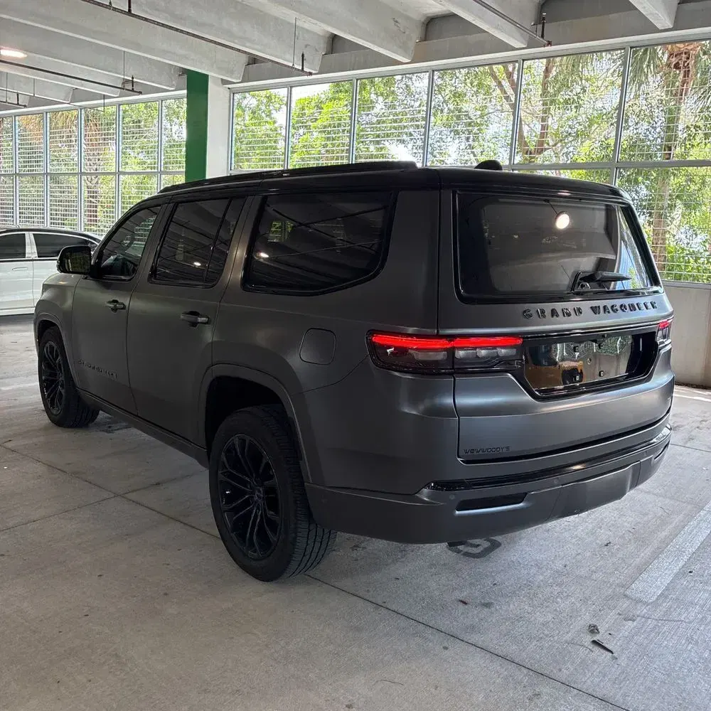 2022 Jeep Grand Wagoneer Obsidian